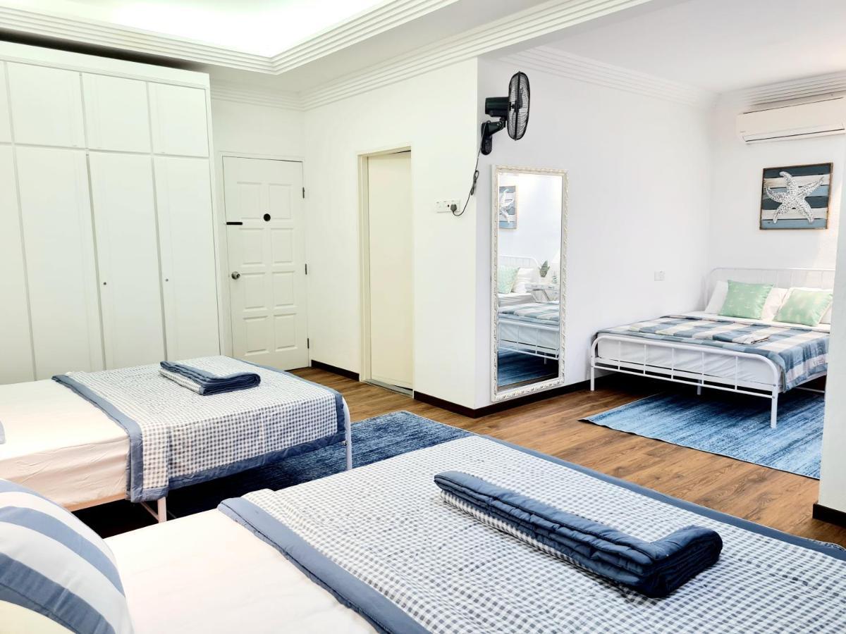527 Beachhouse L 5 Bedroom With Swimming Pool - 3Min Walk To The Beach Tanjung Bungah  Buitenkant foto