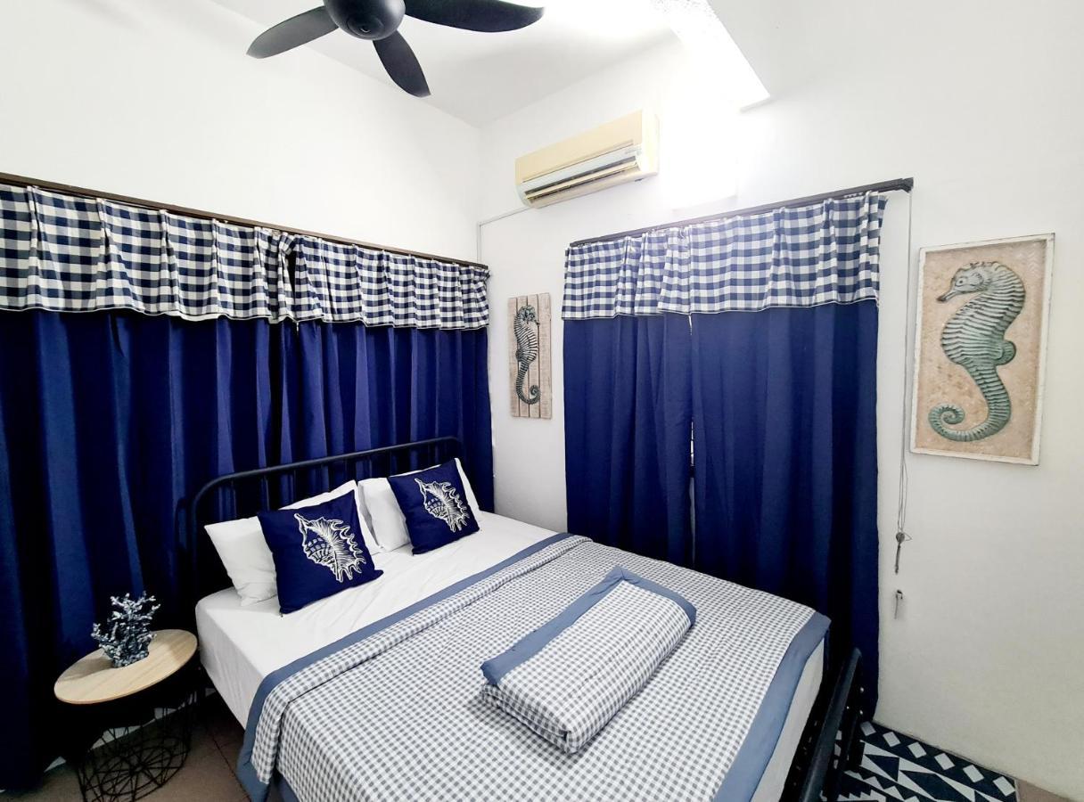 527 Beachhouse L 5 Bedroom With Swimming Pool - 3Min Walk To The Beach Tanjung Bungah  Buitenkant foto