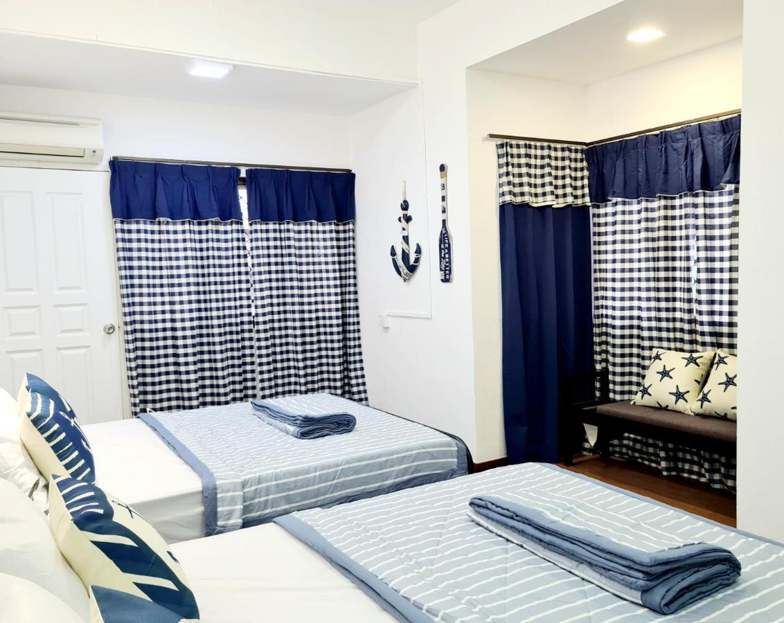 527 Beachhouse L 5 Bedroom With Swimming Pool - 3Min Walk To The Beach Tanjung Bungah  Buitenkant foto