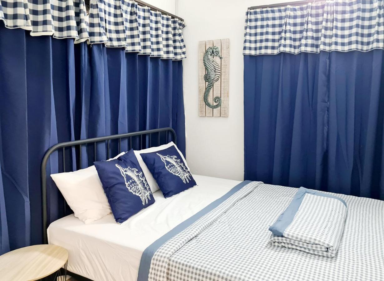527 Beachhouse L 5 Bedroom With Swimming Pool - 3Min Walk To The Beach Tanjung Bungah  Buitenkant foto