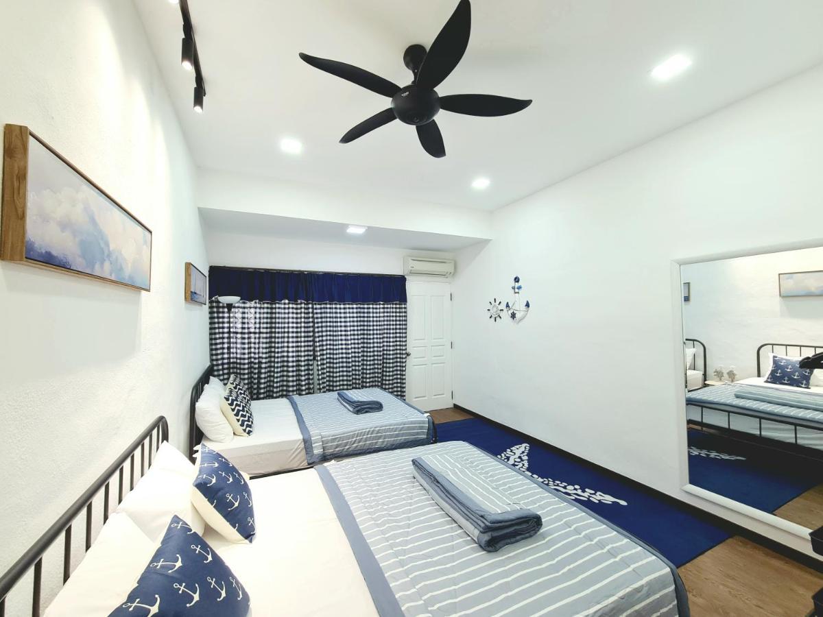 527 Beachhouse L 5 Bedroom With Swimming Pool - 3Min Walk To The Beach Tanjung Bungah  Buitenkant foto