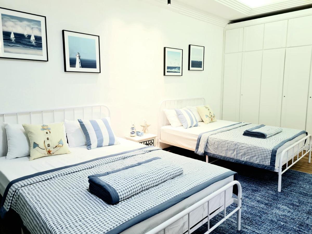 527 Beachhouse L 5 Bedroom With Swimming Pool - 3Min Walk To The Beach Tanjung Bungah  Buitenkant foto
