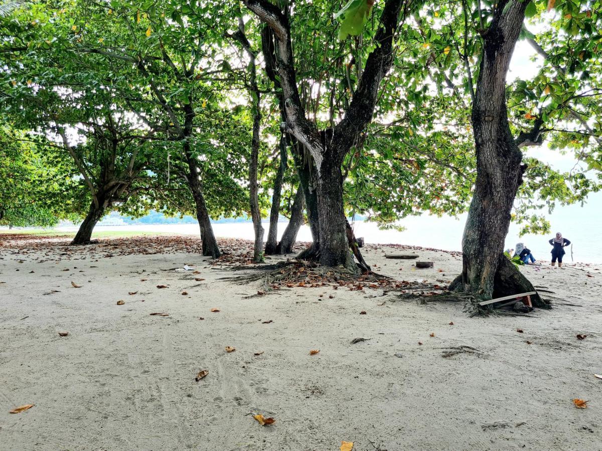 527 Beachhouse L 5 Bedroom With Swimming Pool - 3Min Walk To The Beach Tanjung Bungah  Buitenkant foto