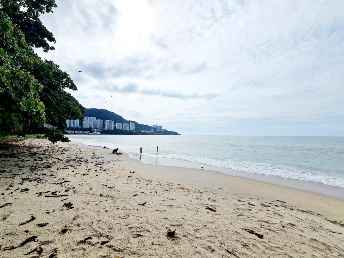 527 Beachhouse L 5 Bedroom With Swimming Pool - 3Min Walk To The Beach Tanjung Bungah  Buitenkant foto